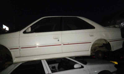 PEUGEOT 405 BERLINA