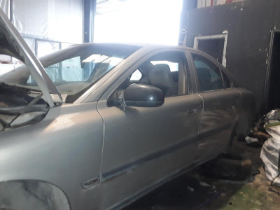 VOLVO S60 BERLINA