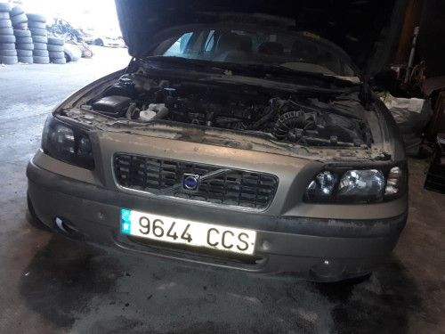  VOLVO S60 BERLINA 