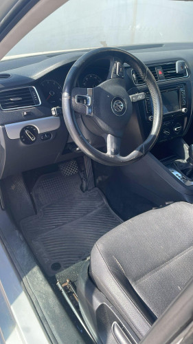 VOLKSWAGEN JETTA VI (163) — vehículo donante para recambios 