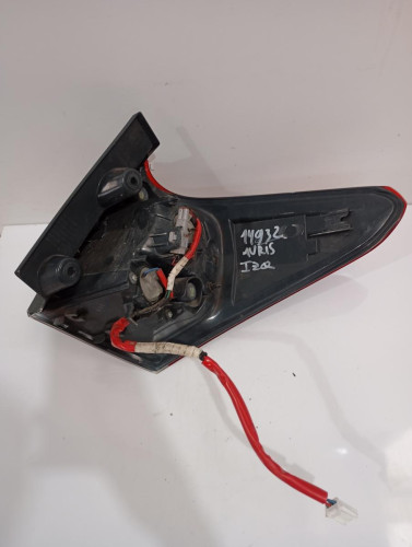PILOTO TRASERO IZQUIERDO TOYOTA AURIS TOURING SPORTS (E18) 