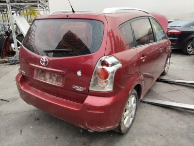 TOYOTA COROLLA VERSO (R1)