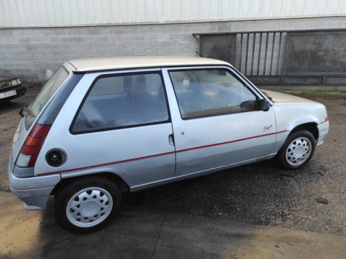 RENAULT R 5 (B/C40) — vehículo donante para recambios 