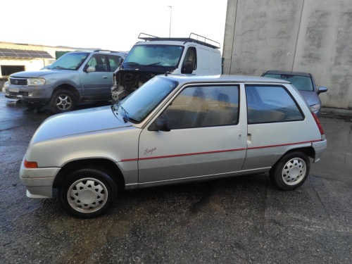 RENAULT R 5 (B/C40) — vehículo donante para recambios 