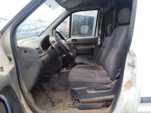 FORD TRANSIT CONNECT (TC7) — vehículo donante para recambios 