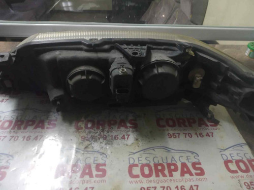 FARO DERECHO Renault LAGUNA II (BG0) 