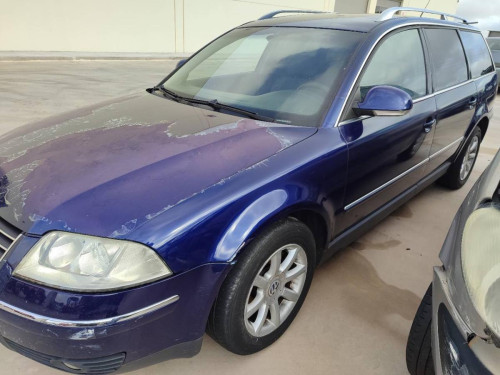 VOLKSWAGEN PASSAT VARIANT (3B6) — vehículo donante para recambios 