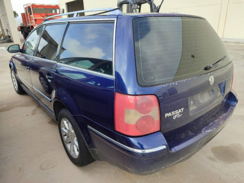 VOLKSWAGEN PASSAT VARIANT (3B6) — vehículo donante para recambios 