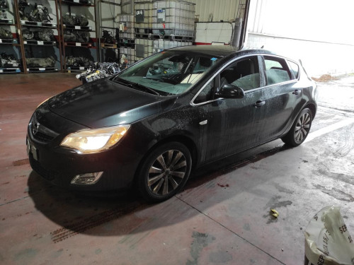 OPEL ASTRA J BERLINA 5P — автомобиль-донор на запчасти 
