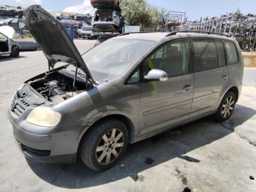  VOLKSWAGEN TOURAN (1T1) 