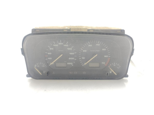 CUADRO INSTRUMENTOS Volkswagen GOLF III (1H1)(11.1991) 