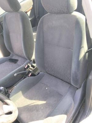 ASIENTO DELANTERO IZQUIERDO