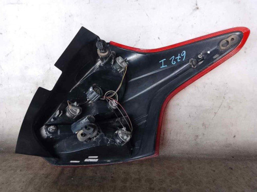 PILOTO TRASERO IZQUIERDO Ford FOCUS BERLINA (CB8) 