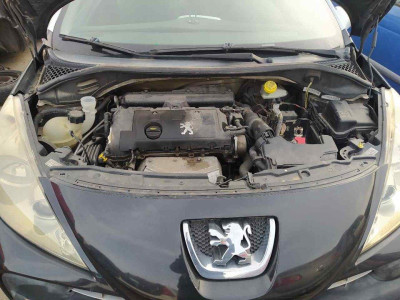 PEUGEOT 207 CC CABRIO-COUPÉ