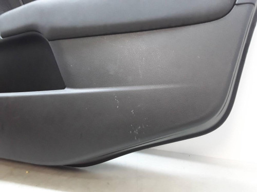 GUARNECIDO PUERTA DELANTERA DERECHA Citroen C4 BERLINA 