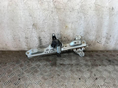 ELEVALUNAS TRASERO DERECHO