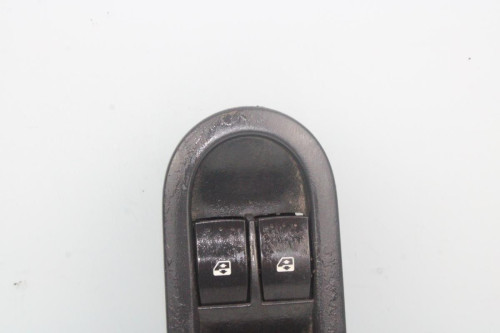 MANDO ELEVALUNAS DELANTERO IZQUIERDO Renault MEGANE II BERLINA 5P 