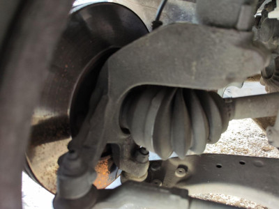 PINZA DE FRENO DELANTERA IZQUIERDA