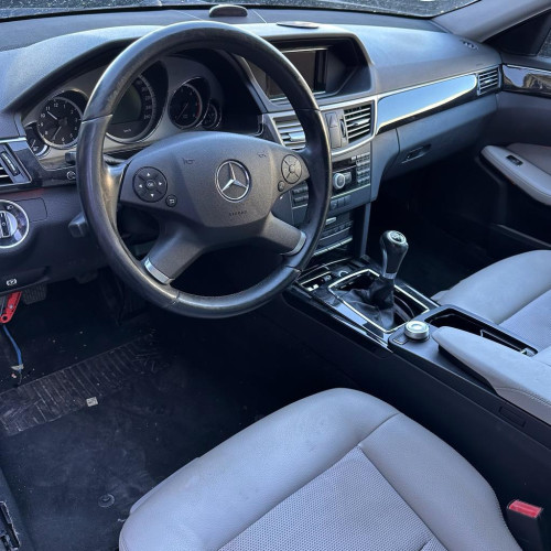 MERCEDES-BENZ CLASE E (BM 212) LIM. de segunda mano