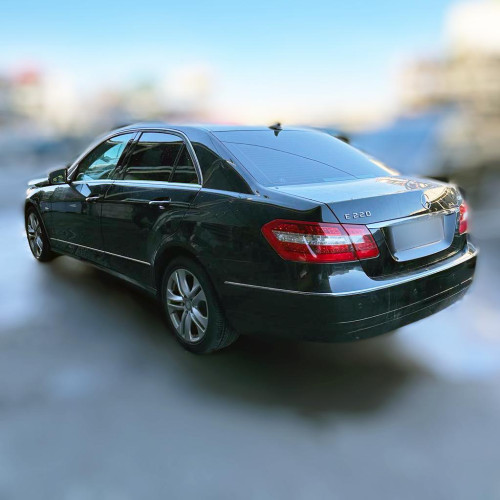 MERCEDES-BENZ CLASE E (BM 212) LIM. de segunda mano