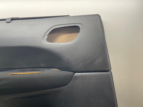 GUARNECIDO PUERTA TRASERA IZQUIERDA Peugeot 5008 