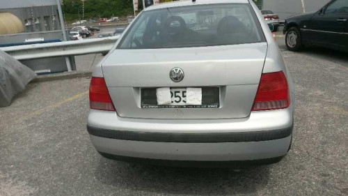  VOLKSWAGEN BORA BERLINA (1J2)(1998) 