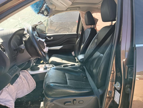  NISSAN NAVARA NP300 PICK-UP (D23M) 