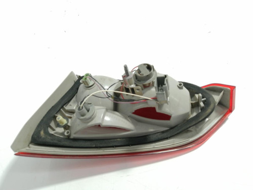  PILOTO TRASERO CENTRAL FORD FOCUS BERLINA (CB8) 