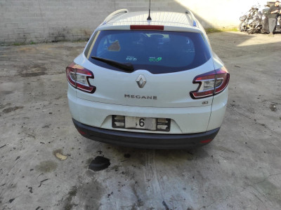 RENAULT MEGANE III SPORT TOURER