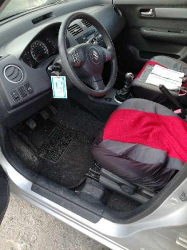 SUZUKI SWIFT BERLINA (RS/MZ) — vehículo donante para recambios 