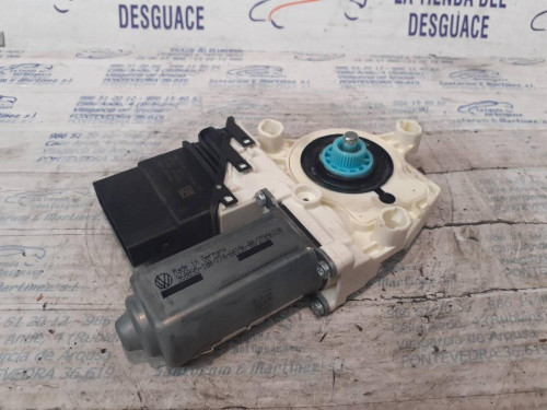  MOTOR ELEVALUNAS TRASERO DERECHO 