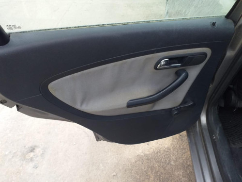  SEAT IBIZA (6L1) 