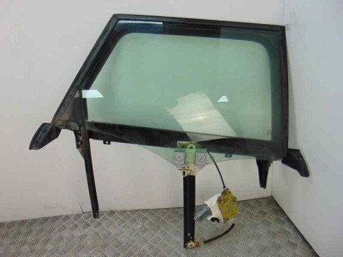 ELEVALUNAS TRASERO DERECHO б/у