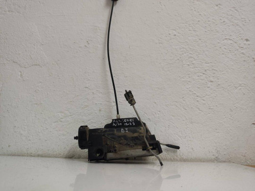 CERRADURA PUERTA DELANTERA IZQUIERDA Mercedes-Benz CLASE A (BM 168) 