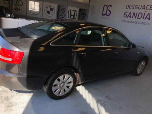 AUDI A6 BERLINA (4F2) б/у