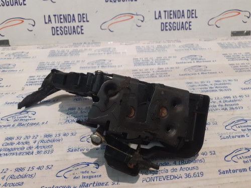  CERRADURA PUERTA DELANTERA DERECHA 
