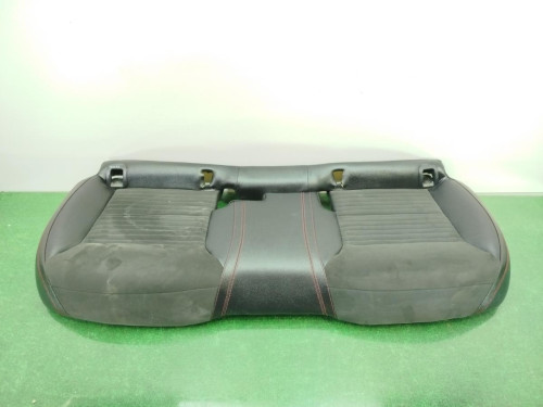 ASIENTOS TRASEROS Mercedes-Benz CLASE A (BM 176) 