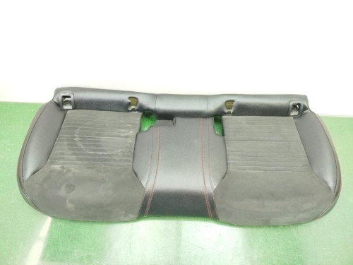 ASIENTOS TRASEROS Mercedes-Benz CLASE A (BM 176) 