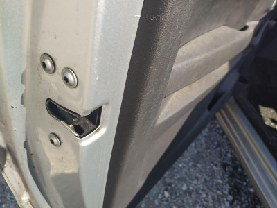 CERRADURA PUERTA DELANTERA IZQUIERDA, VOLKSWAGEN, FOX (5Z1)(04.2005)