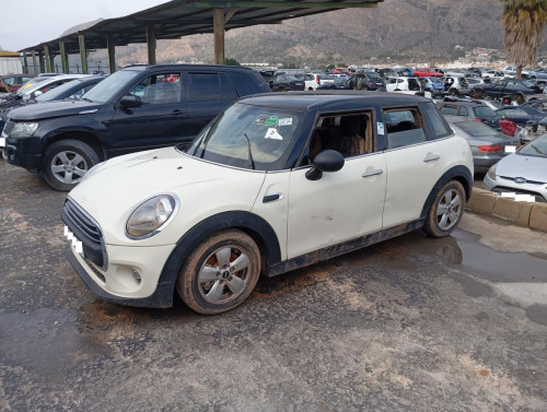  BMW MINI (F56) 