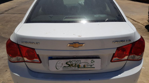 TAPA MALETERO Chevrolet Cruze (2009->) CHEVROLET Cruze (2009->) 