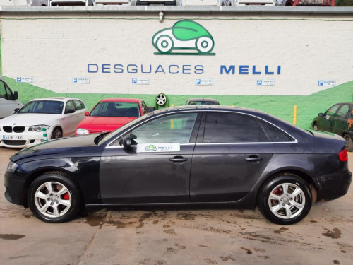  AUDI A4 BERLINA (8K2) 