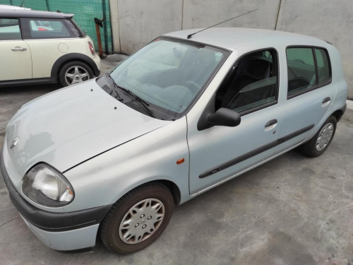 RENAULT CLIO II FASE I (B/CB0) — vehículo donante para recambios 