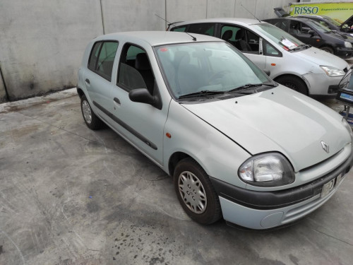RENAULT CLIO II FASE I (B/CB0) — vehículo donante para recambios 