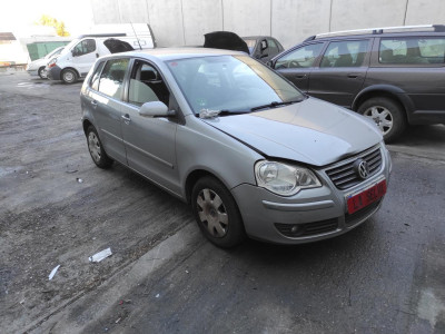 VOLKSWAGEN POLO IV (9N3)