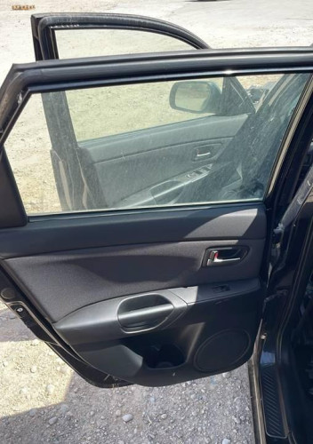 MAZDA 3 BERLINA (BK) — vehículo donante para recambios 