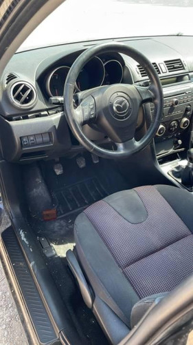 MAZDA 3 BERLINA (BK) — vehículo donante para recambios 