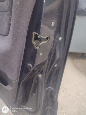 CERRADURA PUERTA DELANTERA DERECHA