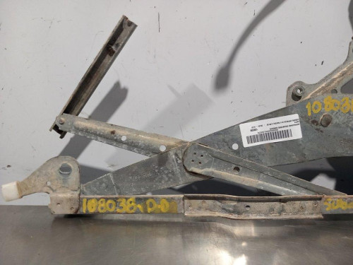  ELEVALUNAS DELANTERO DERECHO SUBARU IMPREZA (G11/GD/GG) 