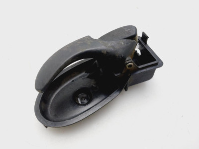 MANETA INTERIOR DELANTERA IZQUIERDA, Ford, FOCUS BERLINA (CAK)